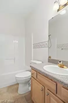 Bath - 132 Arrow Ct, Elyria, OH 44035 photo 2 of 2