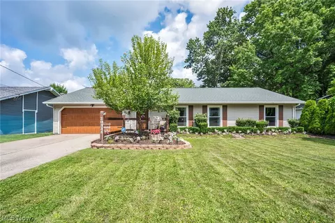 20338 Westwood Dr, Strongsville, OH 44149