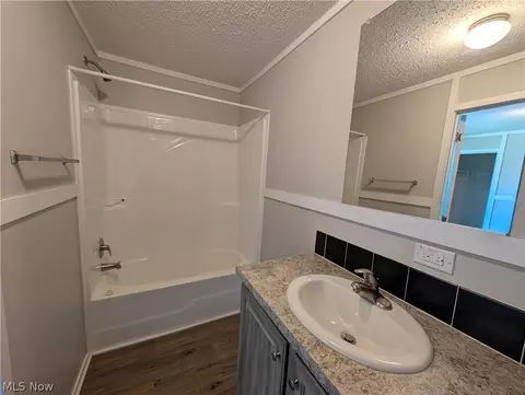 Bath - 215 Cedar Brook Dr, Elyria, OH 44035 photo 1 of 2