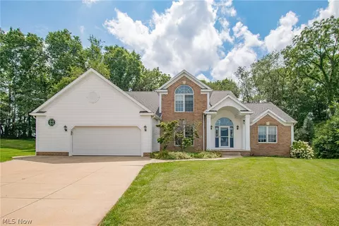 11002 Trenton Rd NW, Uniontown, OH 44685