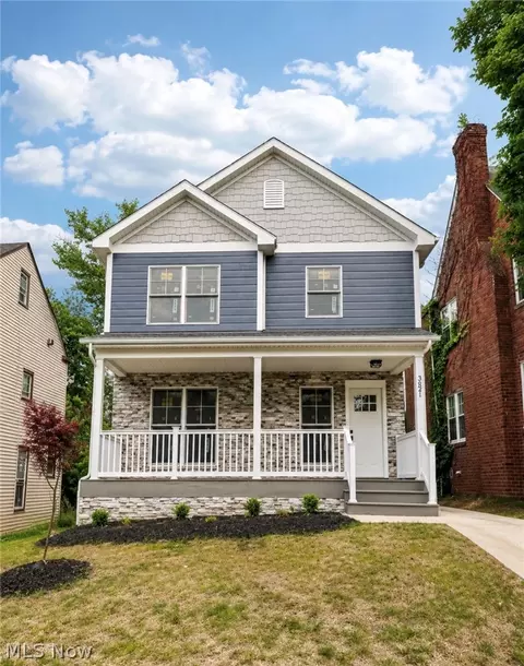 3621 Glencairn Rd, Shaker Heights, OH 44122