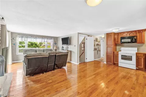Other - 426 E Mohawk Dr, Malvern, OH 44644 photo 5 of 17