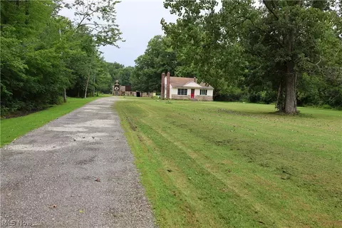 2938 Som Center Rd, Willoughby, OH 44094