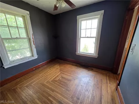 Bedroom - 1801 W Prospect Rd, Ashtabula, OH 44004 photo 1 of 5