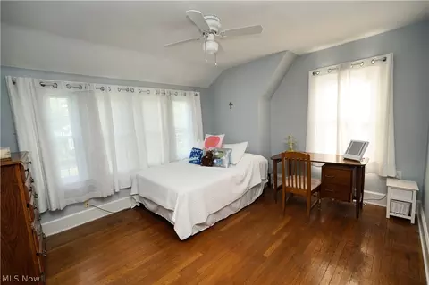Bedroom - 354 Cornell Ave, Elyria, OH 44035 photo 6 of 8