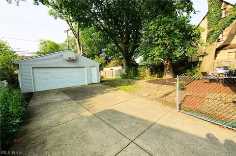 Exterior - 354 Cornell Ave, Elyria, OH 44035 photo 2 of 4