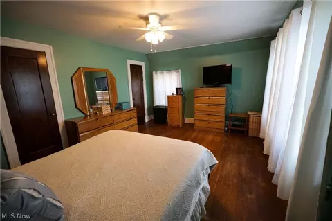 Bedroom - 354 Cornell Ave, Elyria, OH 44035 photo 3 of 8