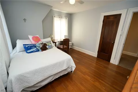 Bedroom - 354 Cornell Ave, Elyria, OH 44035 photo 5 of 8