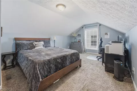 Bedroom - 2014 48th St NE, Canton, OH 44705 photo 3 of 9