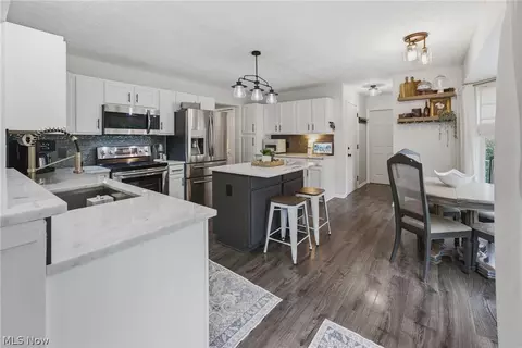 Kitchen - 2014 48th St NE, Canton, OH 44705 photo 1 of 4