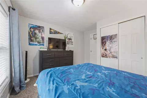 Bedroom - 2014 48th St NE, Canton, OH 44705 photo 2 of 9