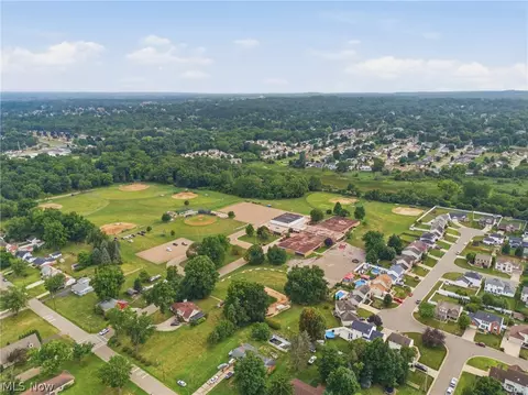View/Area - 2014 48th St NE, Canton, OH 44705 photo 4 of 4