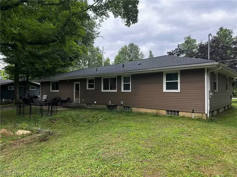 9581 Colton Rd, Windham, OH 44288 photo 3