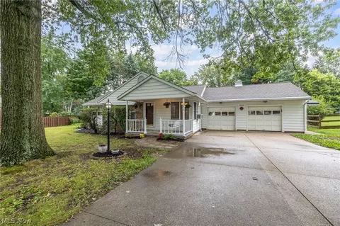 910 S Court St, Medina, OH 44256