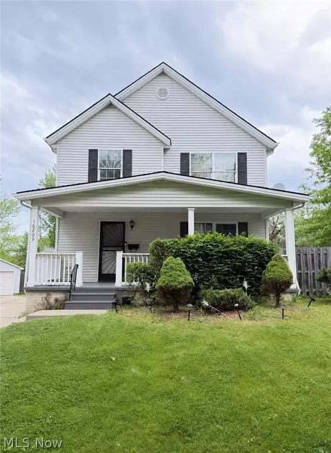 16809 Langly Ave, Cleveland, OH 44128