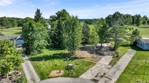 468 Stallion Ct, Lagrange, OH 44050 photo 21