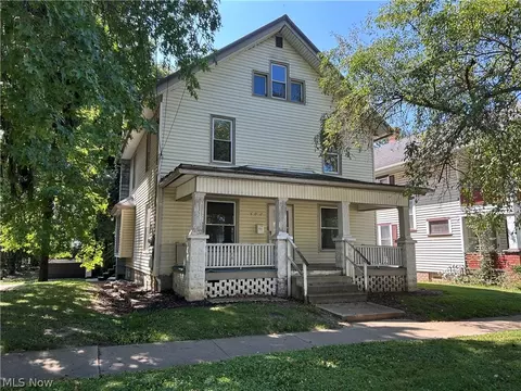 402 Grant St, Wooster, OH 44691