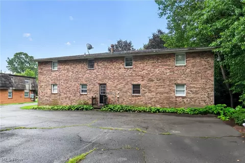 Exterior - 674 Cook Ave, Boardman, OH 44512 photo 6 of 6