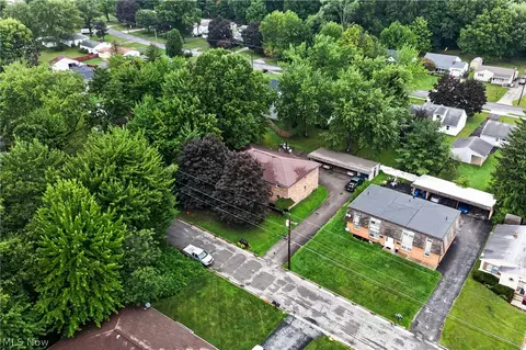 View/Area - 674 Cook Ave, Boardman, OH 44512 photo 2 of 6