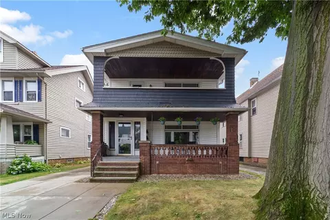 2029 Elbur Ave, Lakewood, OH 44107