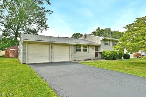 1382 Northfield, Mineral Ridge, OH 44440