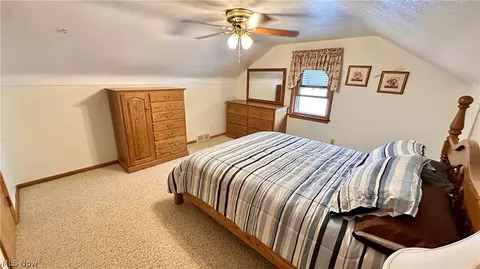 Bedroom - 1787 E 227th St, Euclid, OH 44117 photo 5 of 8