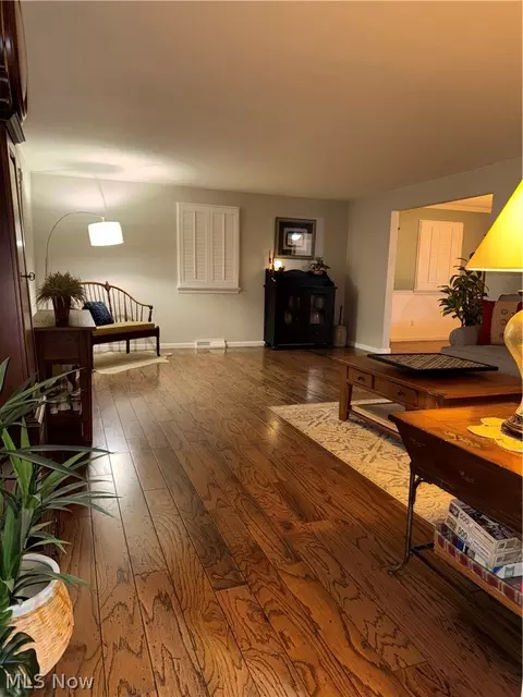 Entry Way - 8420 W Ridge Rd, Elyria, OH 44035 photo 2 of 4