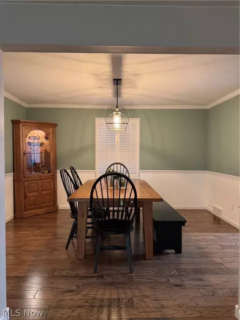 Dining - 8420 W Ridge Rd, Elyria, OH 44035 photo 1 of 2