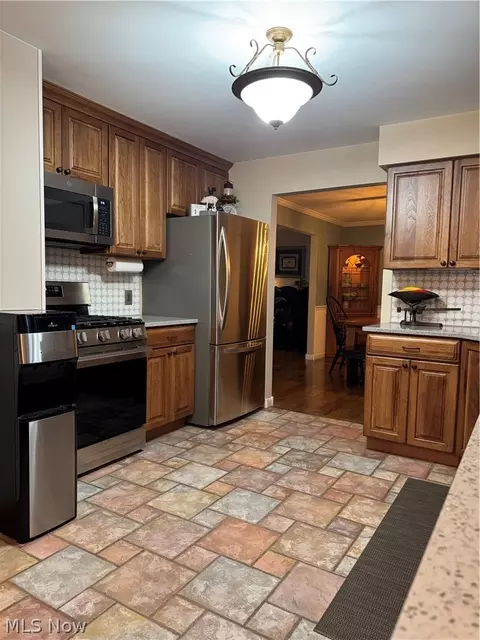 Kitchen - 8420 W Ridge Rd, Elyria, OH 44035 photo 1 of 1