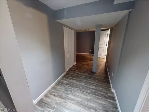 Entry Way - 2922 Cliffside Dr, Copley, OH 44321 photo 1 of 2