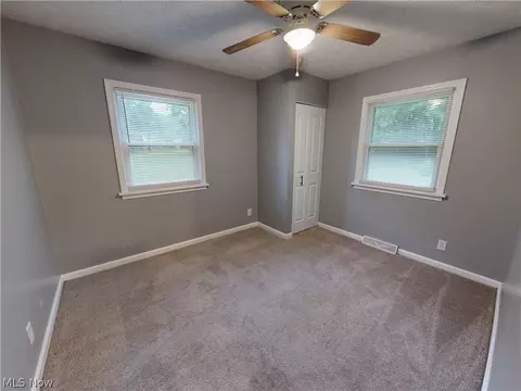 Bedroom - 2922 Cliffside Dr, Copley, OH 44321 photo 6 of 6