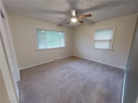 Bedroom - 2922 Cliffside Dr, Copley, OH 44321 photo 3 of 6