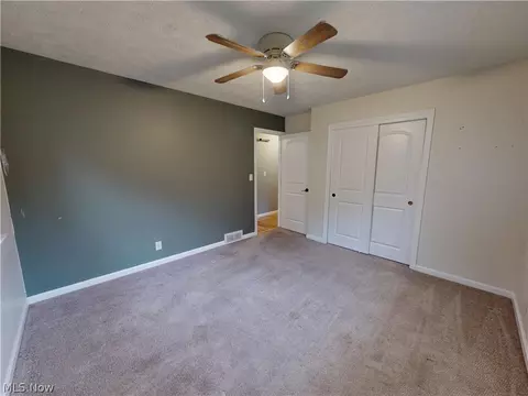 Bedroom - 2922 Cliffside Dr, Copley, OH 44321 photo 5 of 6