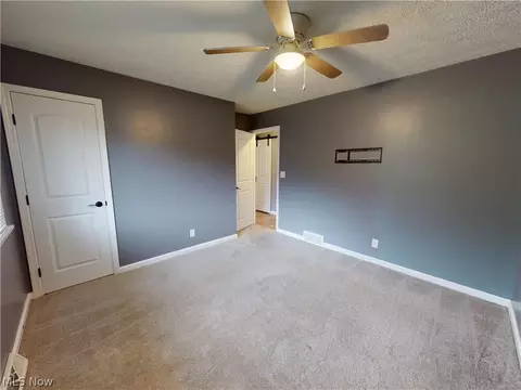 Bedroom - 2922 Cliffside Dr, Copley, OH 44321 photo 2 of 6