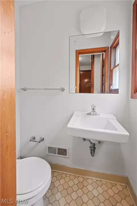 Bath - 717 E 240th St, Euclid, OH 44123 photo 3 of 3
