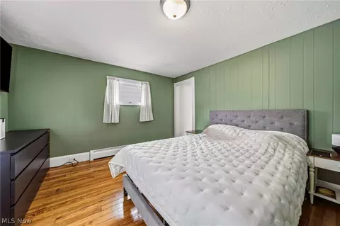 Bedroom - 603 Thayer Ave, Ashtabula, OH 44004 photo 4 of 5