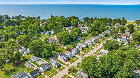 View/Area - 603 Thayer Ave, Ashtabula, OH 44004 photo 2 of 3
