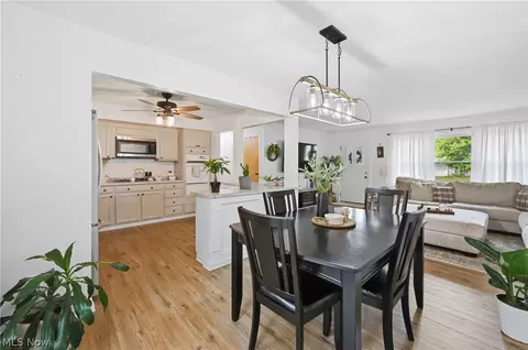Dining - 6955 Colleen Dr, Youngstown, OH 44512 photo 1 of 2