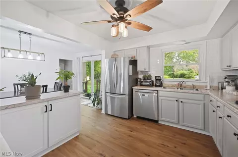 Kitchen - 6955 Colleen Dr, Youngstown, OH 44512 photo 1 of 2