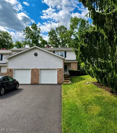 1780 Rolling Hills Dr #F, Twinsburg, OH 44087