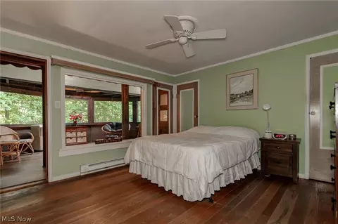 Bedroom - 37075 Skyline Dr, Willoughby Hills, OH 44094 photo 1 of 8