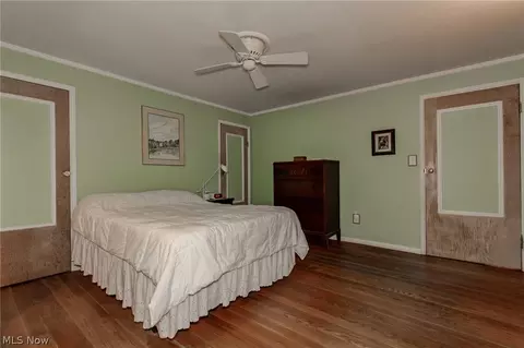 Bedroom - 37075 Skyline Dr, Willoughby Hills, OH 44094 photo 4 of 8