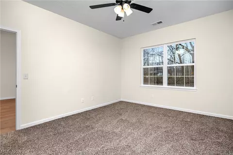 Bedroom - 509 Eldemire Ln, Elyria, OH 44035 photo 2 of 3