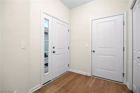 Entry Way - 509 Eldemire Ln, Elyria, OH 44035 photo 1 of 3