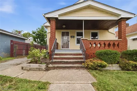 13840 Sacramento Ave, Cleveland, OH 44111