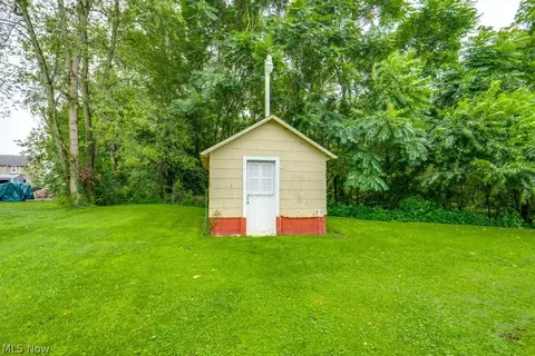 Exterior - 219 Scranton Ave, Minerva, OH 44657 photo 3 of 3