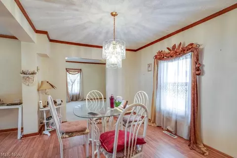 Dining - 219 Scranton Ave, Minerva, OH 44657 photo 1 of 2