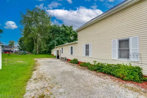 Exterior - 219 Scranton Ave, Minerva, OH 44657 photo 1 of 3