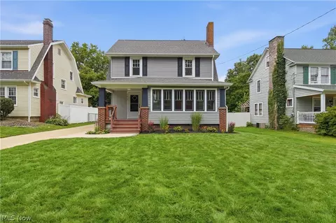 202 Hawk Ave, Akron, OH 44312