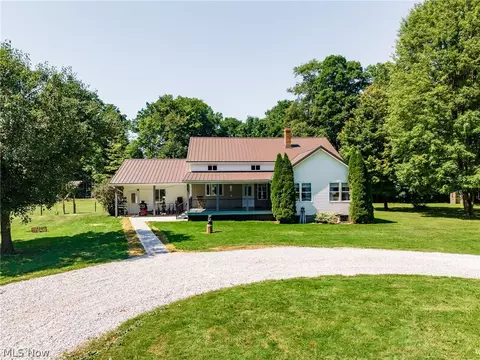 9220 Pritchard Rd, Garrettsville, OH 44231